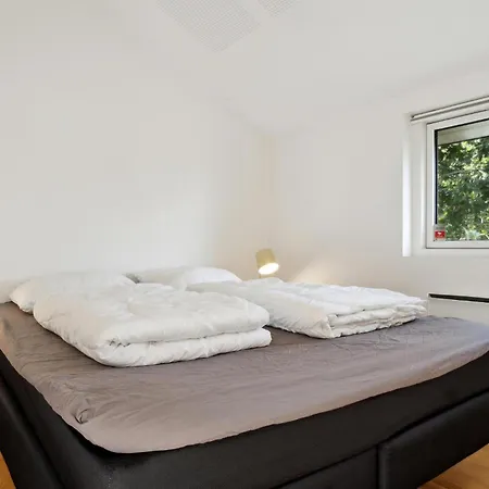 Дом отдыха Cozy In With Wifi Бёркоп